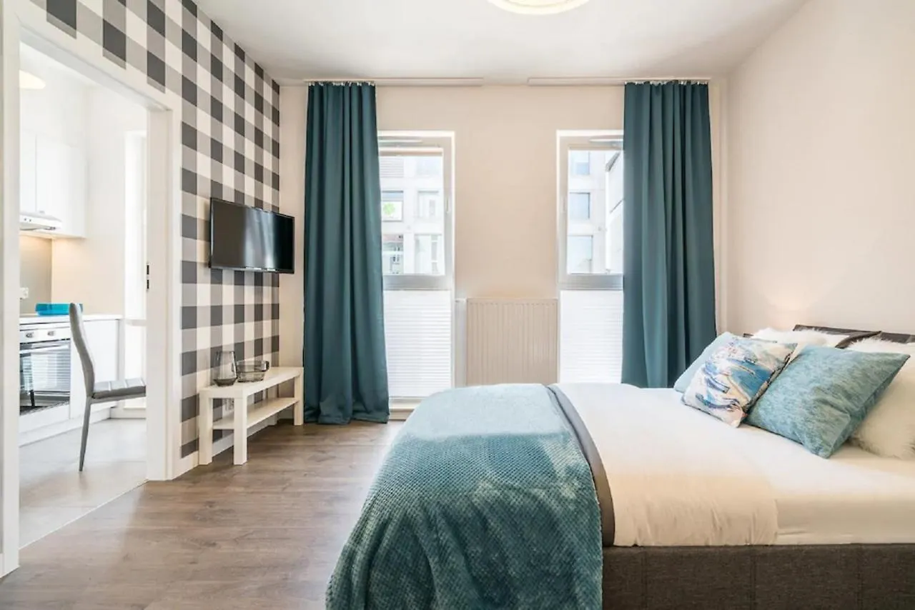 Deluxe Apartments By The Railway Station Вроцлав 0*,  Польша